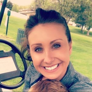 Meet your Posher, Jenn